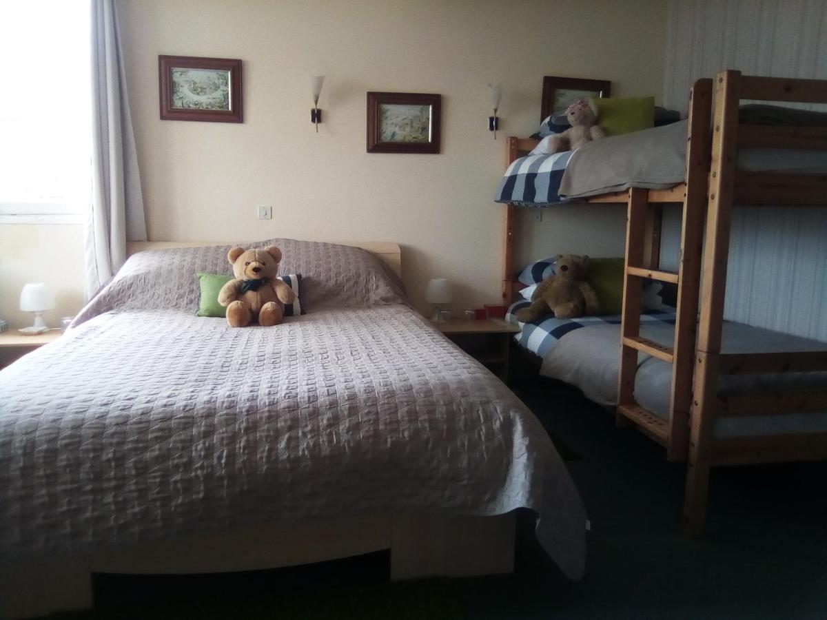 Lenard Charles Bed & Breakfast Juvigny-Val-d'Andaine Exteriör bild