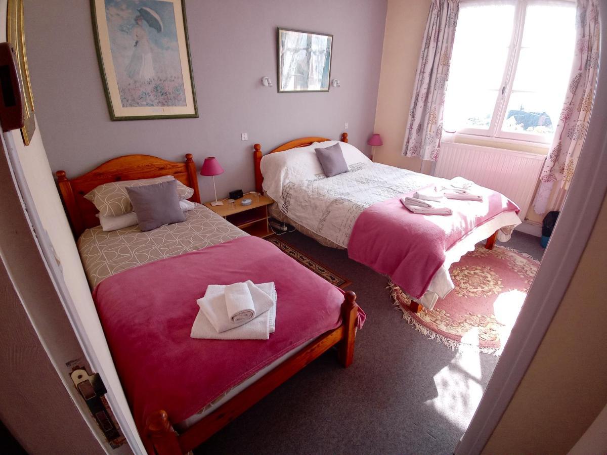 Lenard Charles Bed & Breakfast Juvigny-Val-d'Andaine Exteriör bild